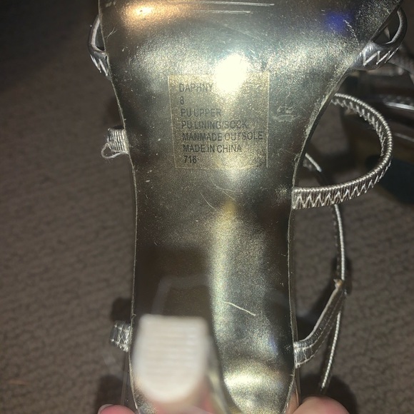 Steve Madden gold strapping heels - Picture 3 of 3